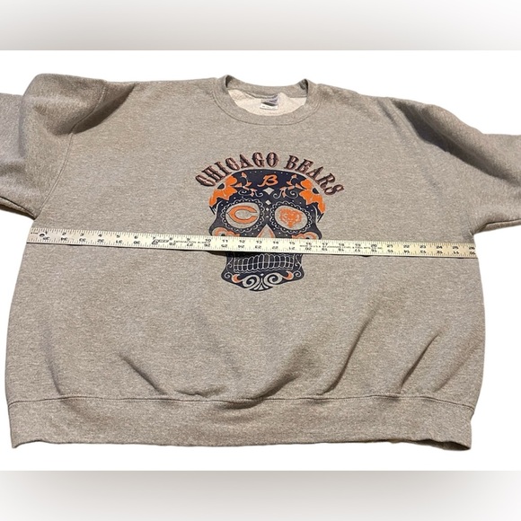 Chicago Bears Sugar Skull Gray Crewneck Sweatshirt Sz 2XL Very HTF - Picture 4 of 8